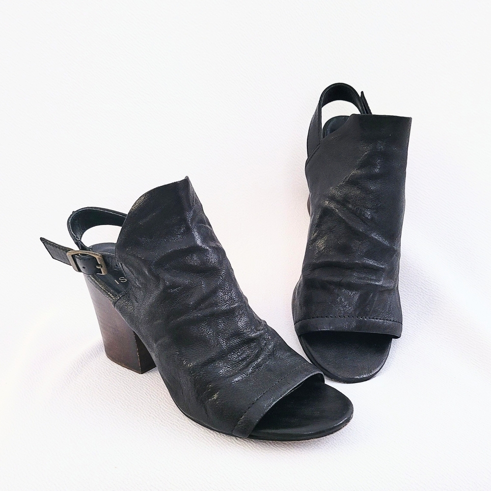 Isola Black Heeled Boots with Chunky 3.5" Heel and Ruched Genuine Leather Sz 7.5
